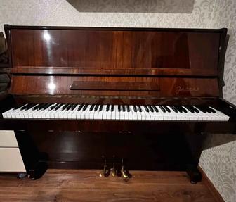 Продам фортепиано элегия