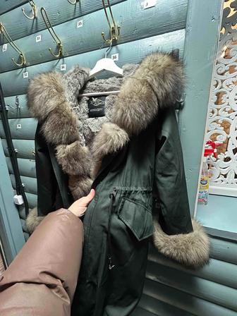 Продам парку песец