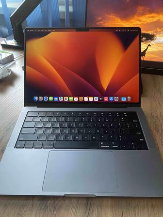 MacBook Pro 14 M1 Pro (Silver), 512 GB SSD, 16 GB RAM