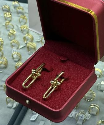 Золотые сережки 750 пробы
