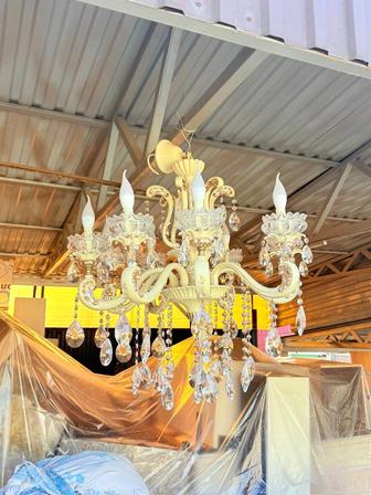 Продам люстры