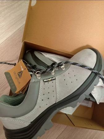 Продам спецобувь