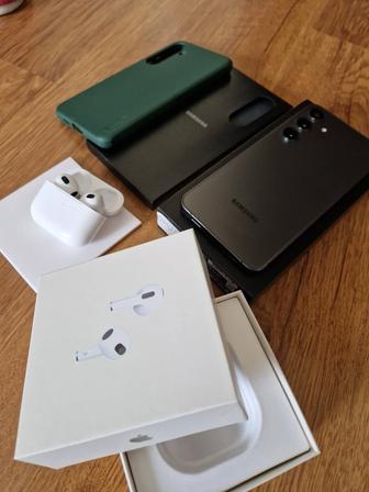 Продам Samsung S24 plus 512 gb черный