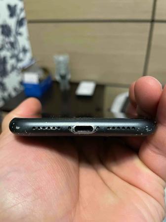 Продам IPhone 11 128Gb