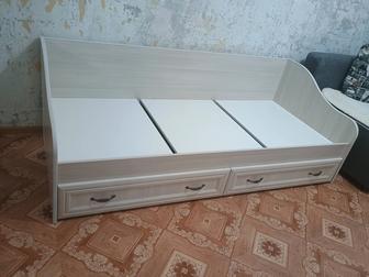 Продам детскую кровать