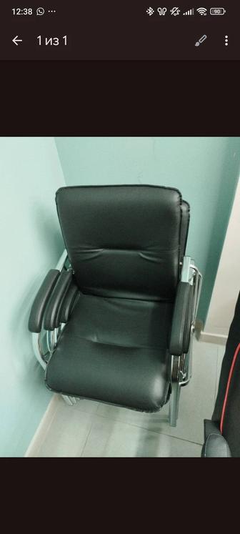 Конференц кресло