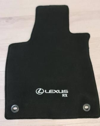 Продам новые оригинальные ворсовые коврики на Lexus RX300
