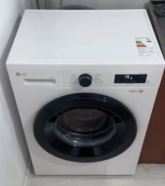 Стиральная машина LG.