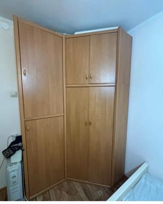 Продам большой шкаф