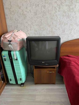 Продам телевизор