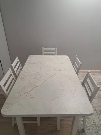 Стол и стулья 4 штук продам самовывоз!