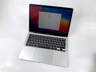 MacBook m1 silver 256gb