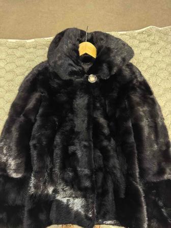 Продам норковую шубу