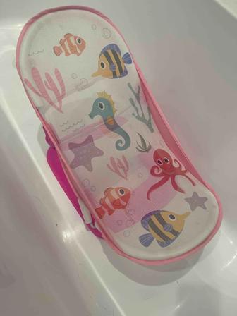 Лежак для купания детский