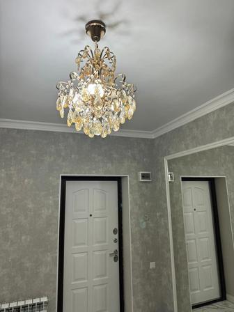 Продается люстра