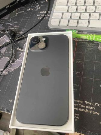 Apple iPhone 15 черный