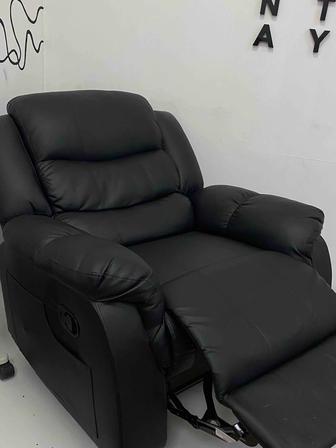 Продам срочно механический реклайнер
