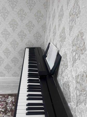 Yamaha P-45 стойкасымен сатылады