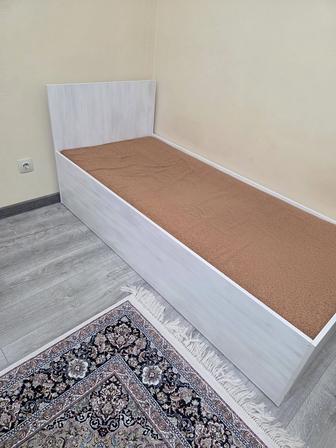 Кровать 180на 80