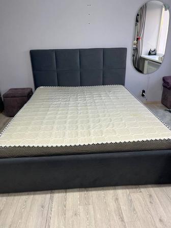 Продам кровать двухспальная