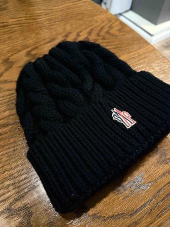 Шапка moncler оригинал