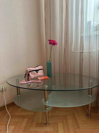 Столик журнальный стеклянный