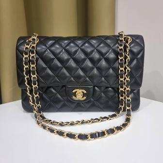 Сумка Chanel 2.55 легендарная классика