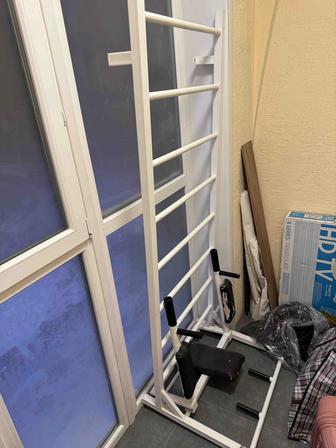 Продам шведскую стенку с брусьями