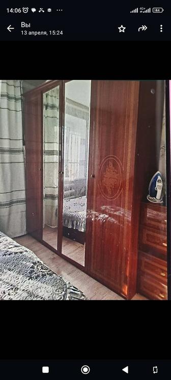 Спальный гарнитур