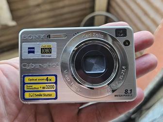 Цифровой фотоаппарат Sony Cuber-shot