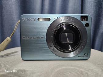 Цифровой фотоаппарат Sony Cuber-shot