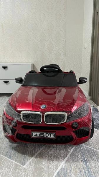 Продам детскую машину