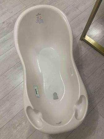 Отдам даром ванночку для купания малышей