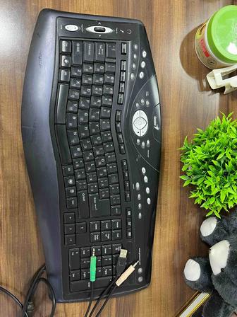 Продам Проводная клавиатура Genius