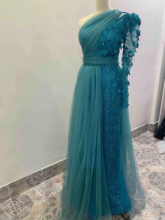 Вечерние платья