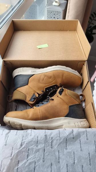 Продаю мужские ботинки Northland Professional Tweng Mid Ltr ()