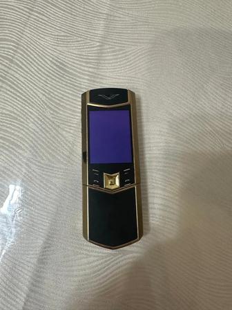 Vertu телефон