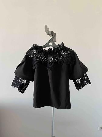 Рубашка с кружевами