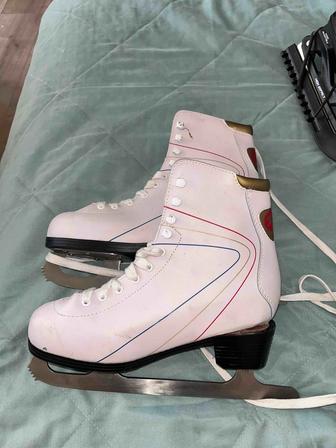 Продам фигурные коньки б/у 
Состояние среднее, под восстановление/ремонт