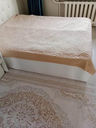 Кровать двухспальная