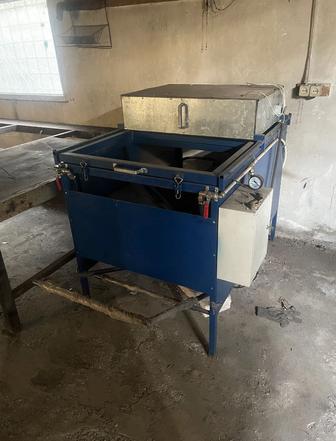 Вакуумный формовщик (вакуматор)