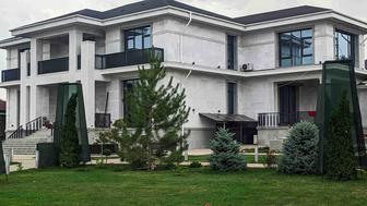 Дизайнер. Дизайн интерьера .дизайн архитектуры