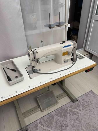 Швейная машинка Jack JK-8720