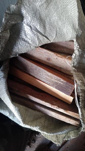 Дрова в мешках пиленные по 20-25 см, из досок