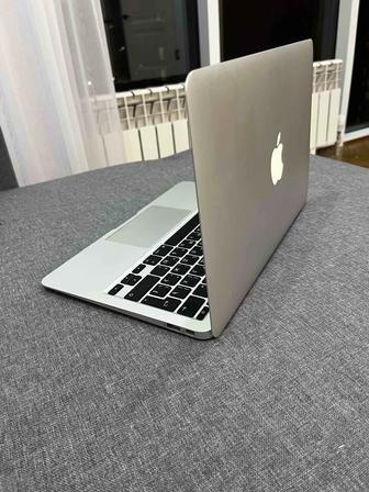 MacBook Air 2012 inter core i5