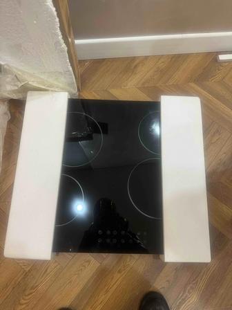 Продам новую встроенную электроплиту