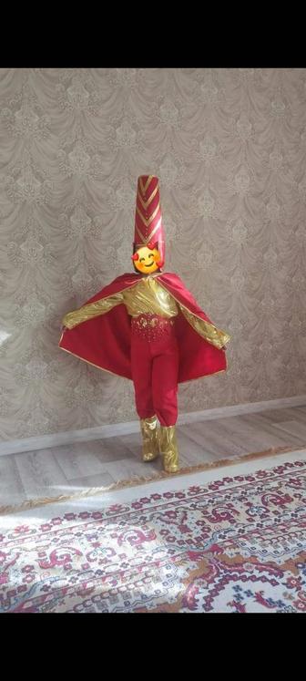 Алтын адам киімі