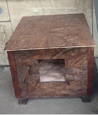 Домик для кошки или маленькой собачки