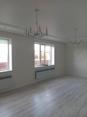 Поклейку обои