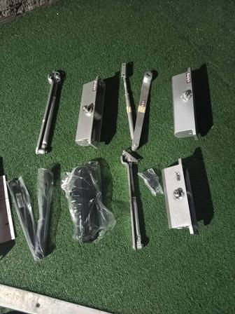 Продам доводчики дверей б.у